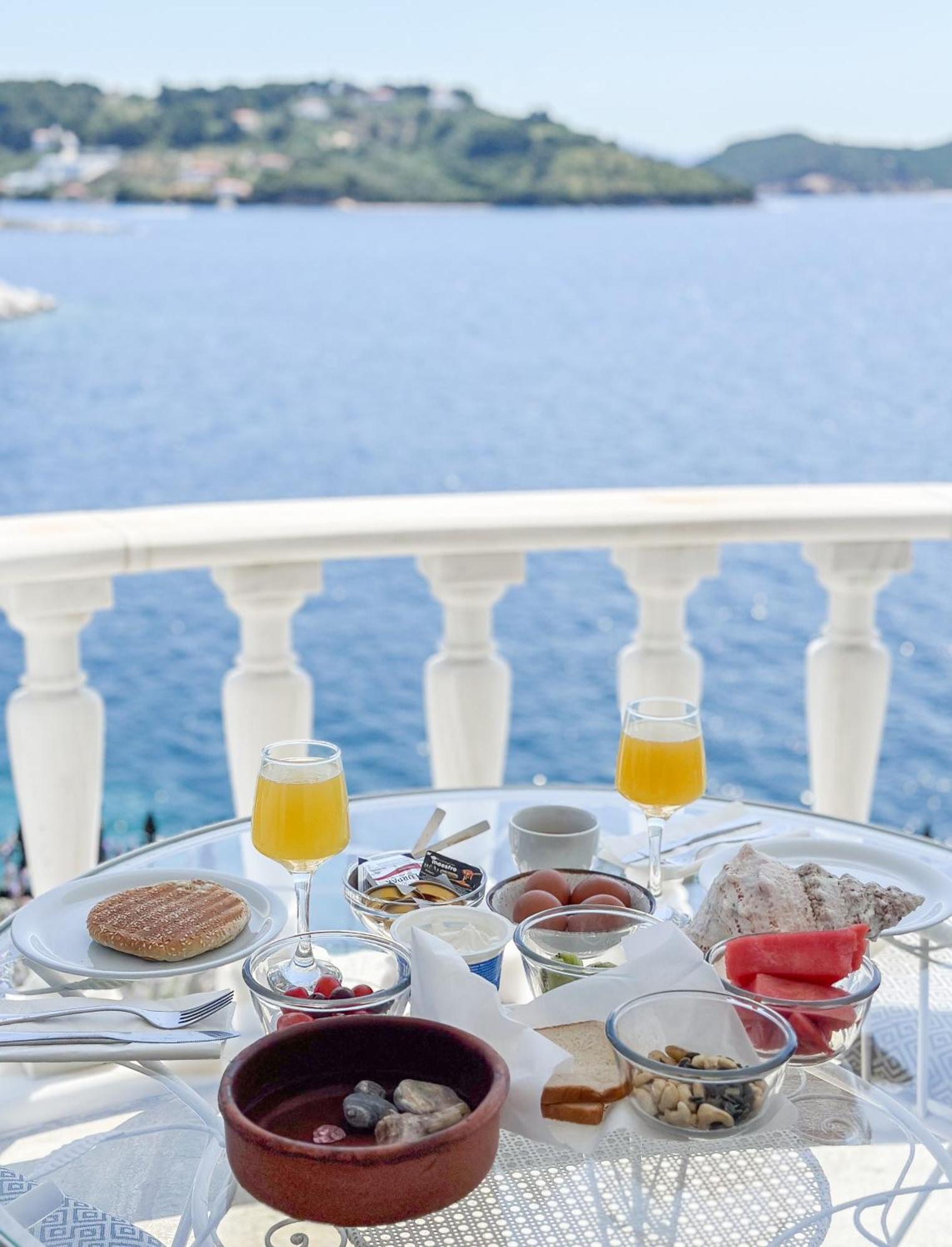 Ourania'S Mansion Hotel Skiathos Town Exterior foto