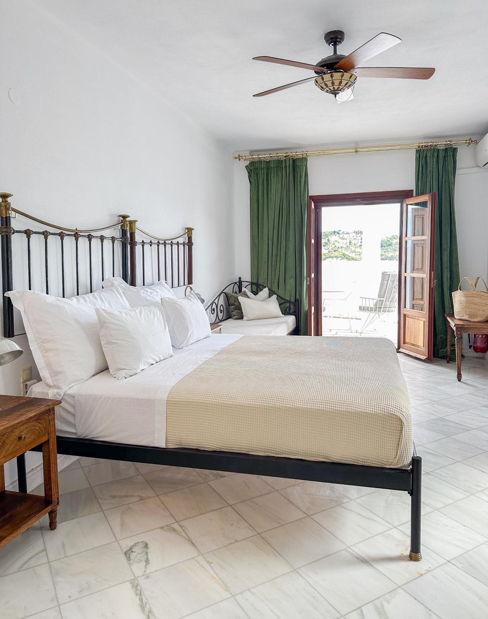 Ourania'S Mansion Hotel Skiathos Town Exterior foto